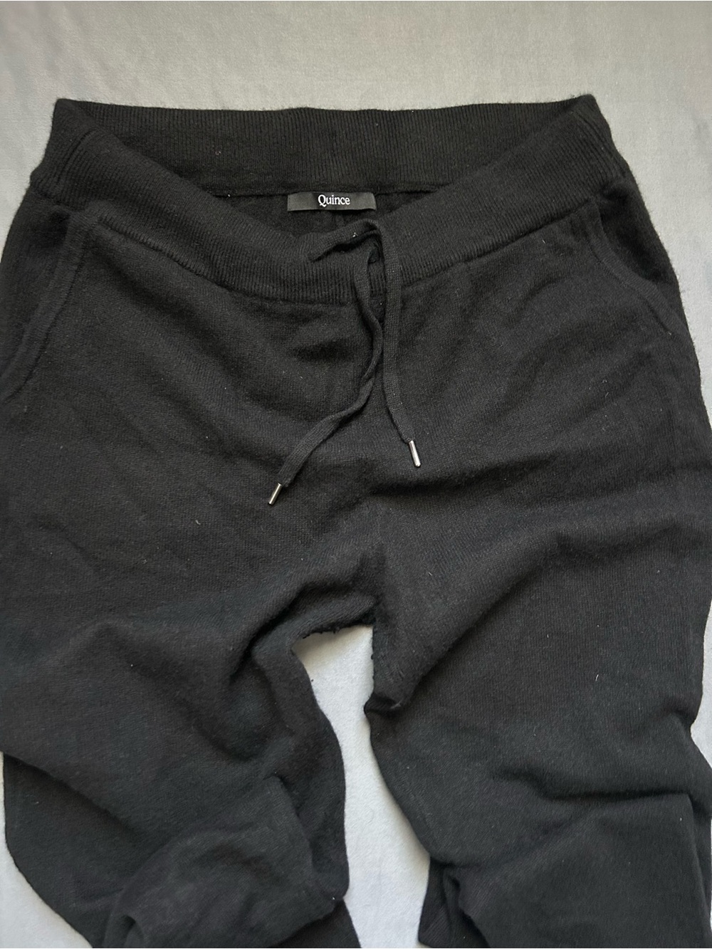 Quince 100% Cashmere Jogger Black Women Pants size S with pockets